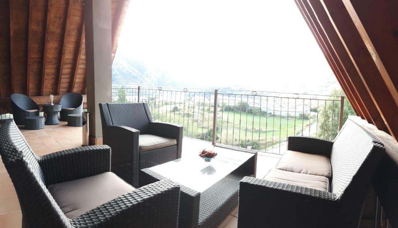 Excelsior. Espectacular Y Exclusivo Apartamento En Sallent De Gallego. Екстер'єр фото